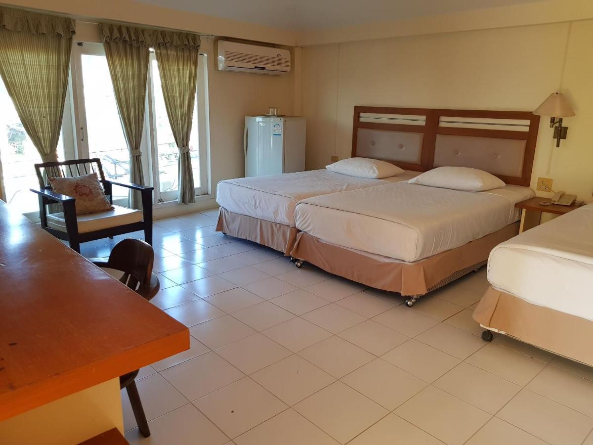 Casa Holiday Hotel Sha Phitsanulok Exterior foto