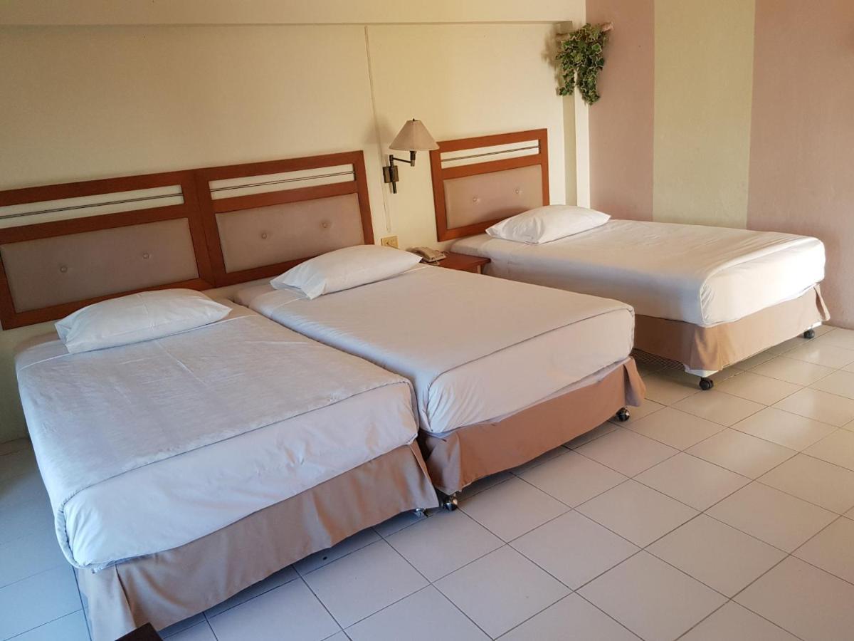 Casa Holiday Hotel Sha Phitsanulok Exterior foto